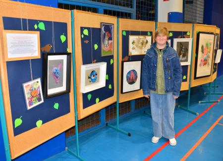 Prireditev učenk in učencev Osnovne šole Šmartno v Tuhinju V mladih brezah tiha pomlad (5)